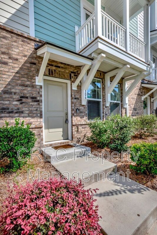 Building Photo - 306 Pathfinder Way