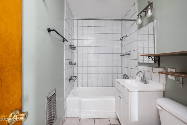 Building Photo - 45104 Date