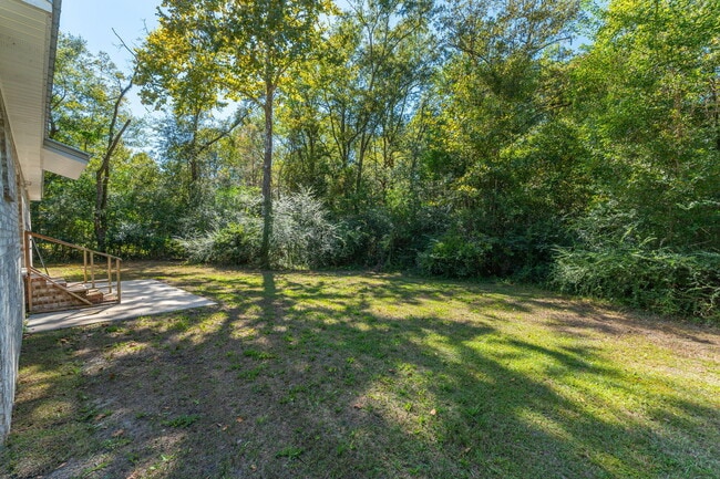 Building Photo - 624 Hill St