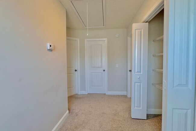 Building Photo - COMING EARLY FEBRUARY 2026! (One Pet Maximum)