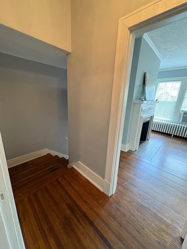 Building Photo - 343 N McLean Blvd