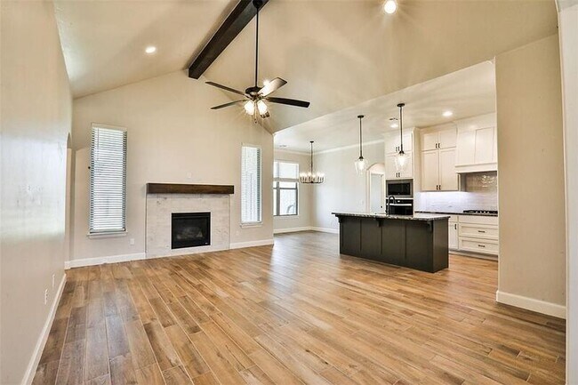 Building Photo - 9301 SW 44th Terrace