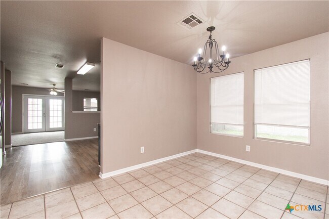 Building Photo - 4004 Bull Run Dr