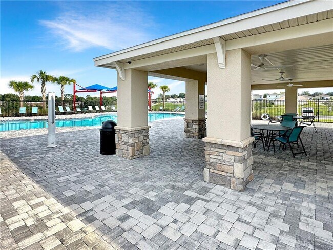 Building Photo - 555 Tanaro Ln