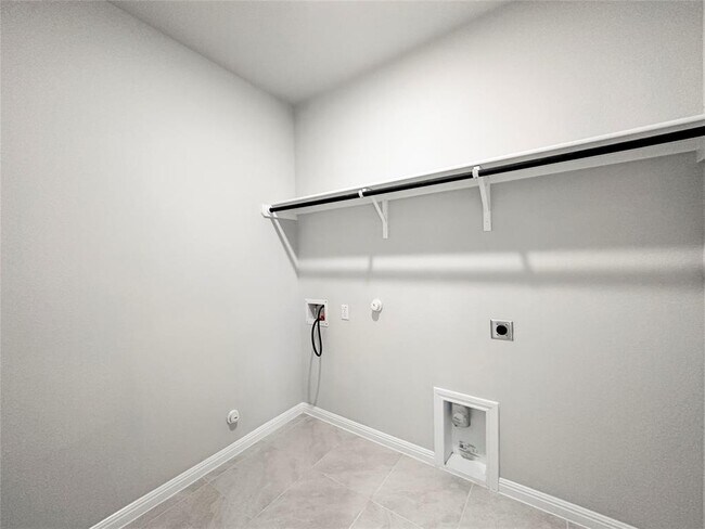 Building Photo - 409 Palo Brea Lp