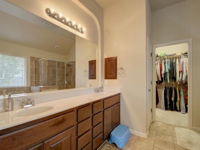 Building Photo - 7309 Jaborandi Dr