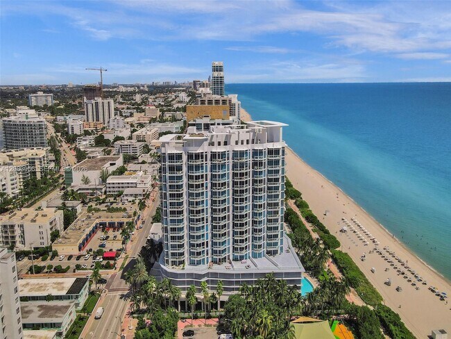 Building Photo - 6515 Collins Ave