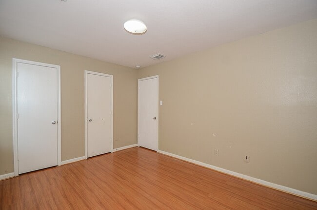 Building Photo - 11711 Wainscot Ct