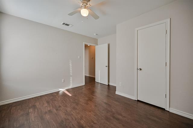 Building Photo - 607 Kings Way Dr