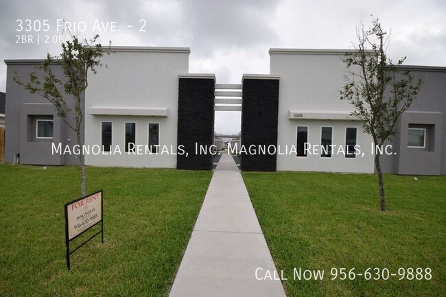 Building Photo - 1st Month Free - Spacious and Modern Two B...