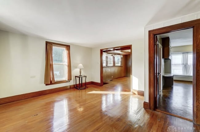 Building Photo - 743 St Nicholas Ave