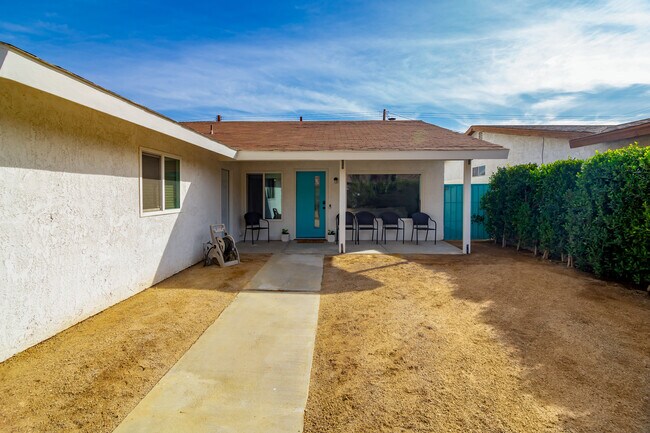 Building Photo - 54200 Avenida Madero