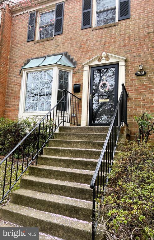 Building Photo - 7438 Chummley Ct