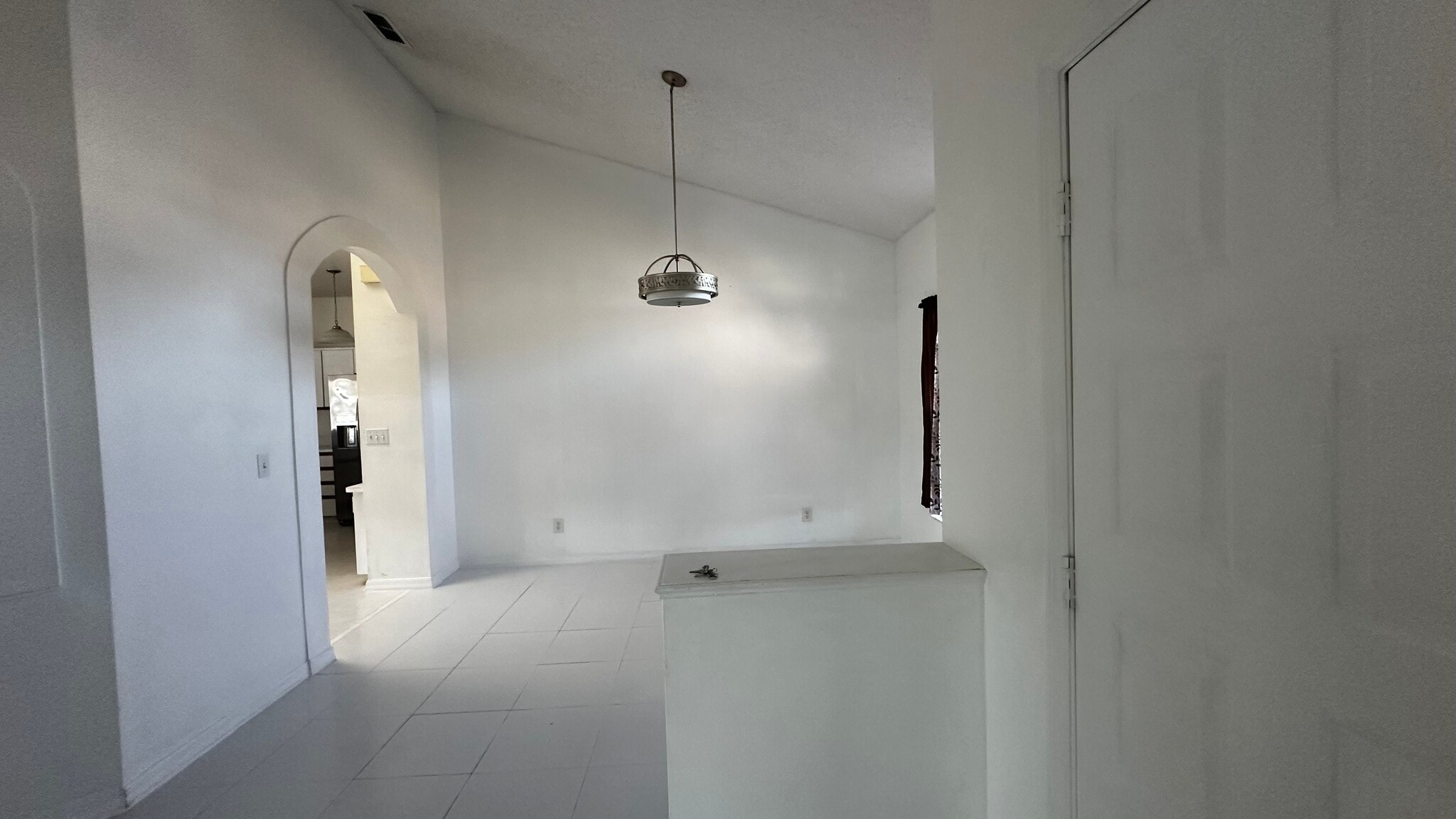 Building Photo - 5749 Cactus Cir