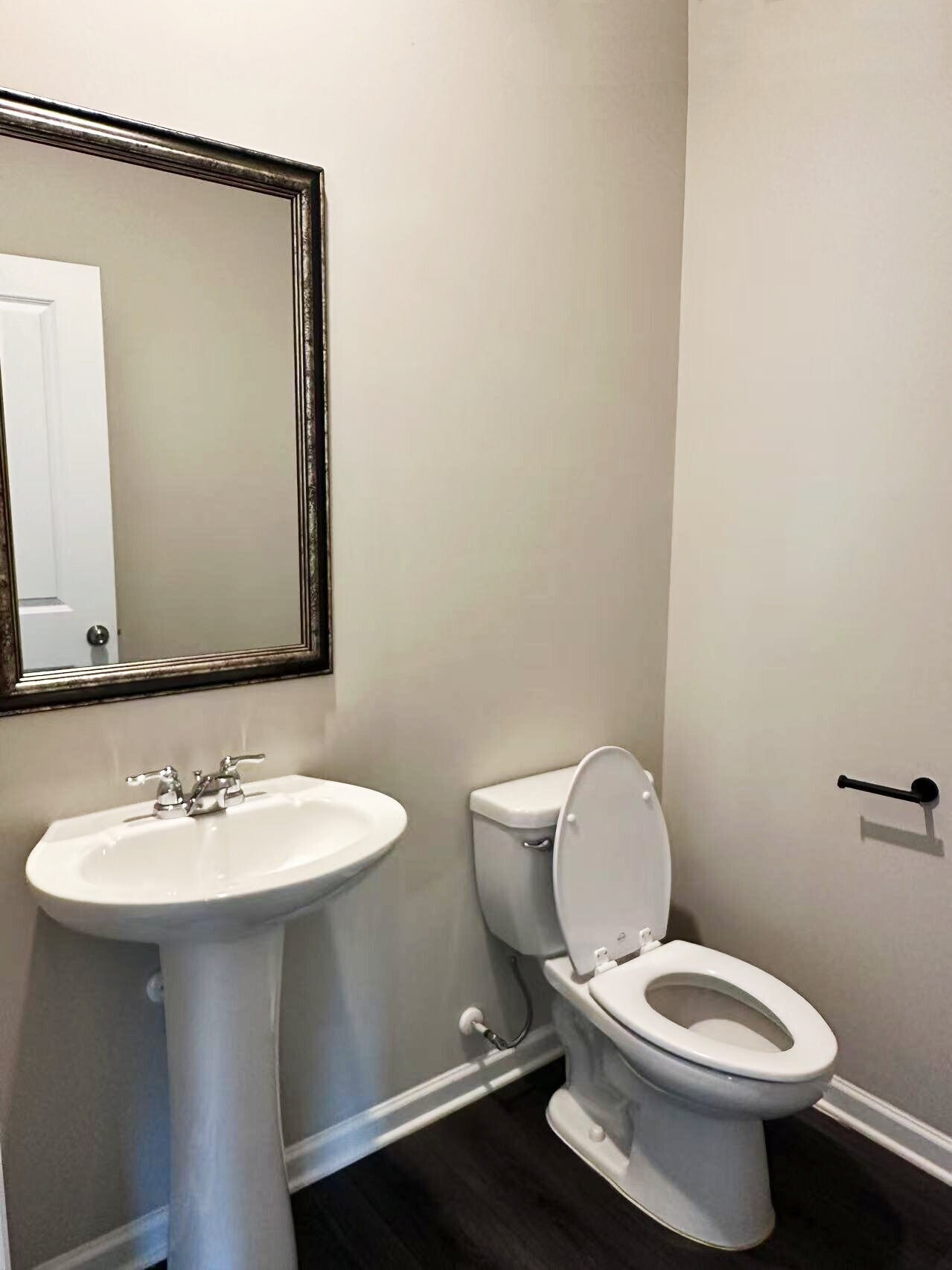 Building Photo - 4372 Grosbeak Dr