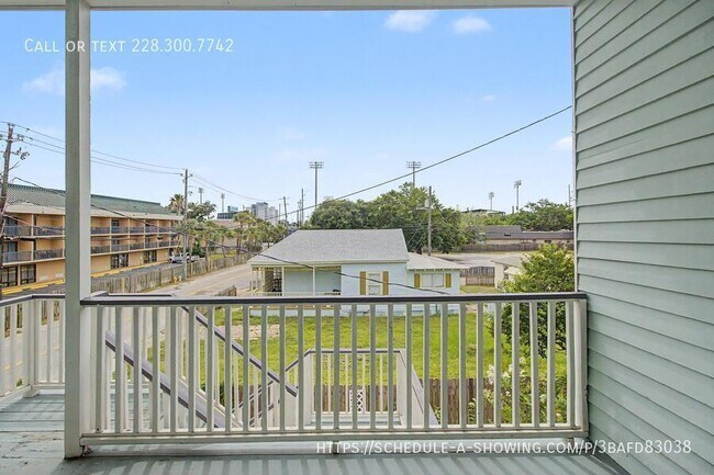Building Photo - 129 Fayard St