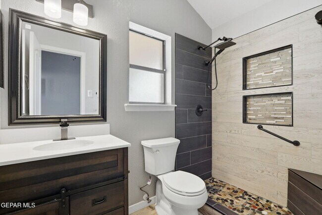 Building Photo - 11734 Stone Castle Dr