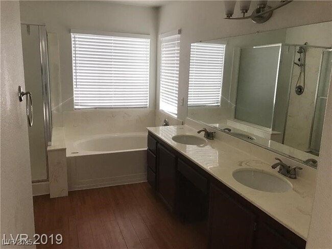 Building Photo - 8047 Earl Grey Ct