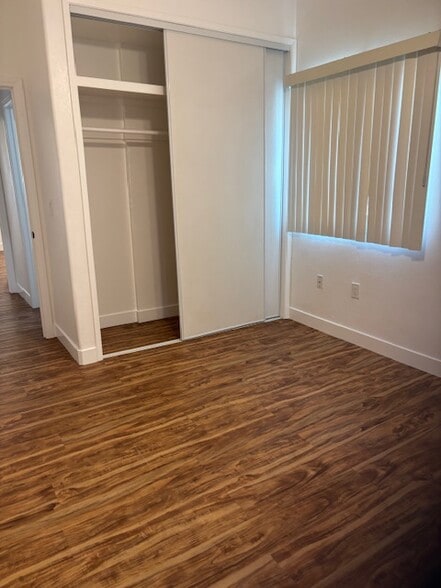 Building Photo - 14213 Hubbard St