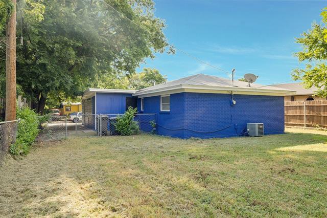 Building Photo - 3708 Ruthann Dr