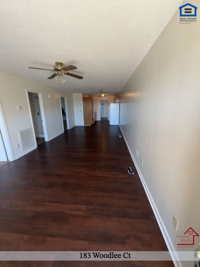 Building Photo - 183 Woodlee Ct