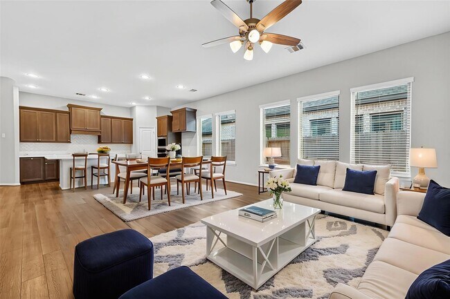 Building Photo - 10535 Cecilia Star Ln