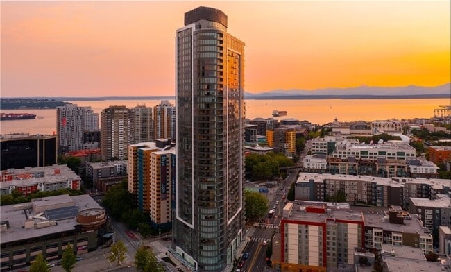 Building Photo - Modern Spire Condo with Space Needle Views in Belltown
