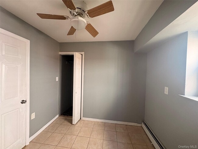 Building Photo - 69-47 De Costa Ave