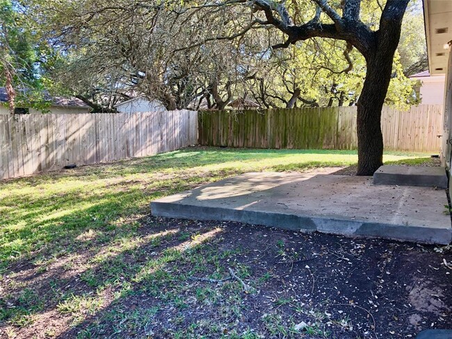Building Photo - 1514 Carriage Hills Trail