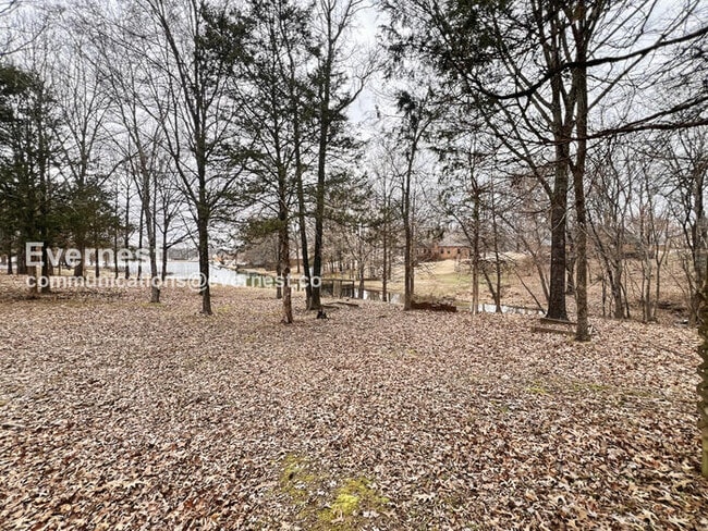 Building Photo - 2100 Shannon Cove