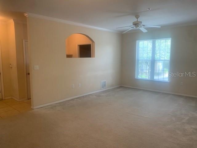 Building Photo - 10103 Courtney Oaks Cir