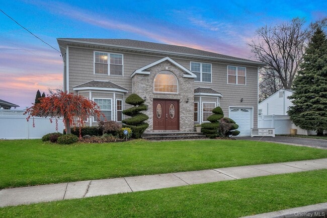 Building Photo - 134-110 10th St