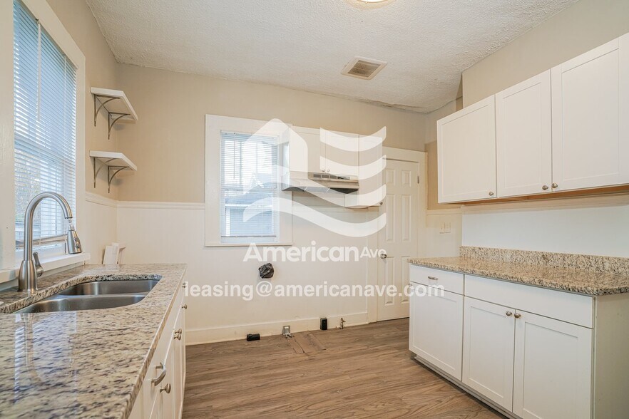 Building Photo - 5505 Court J