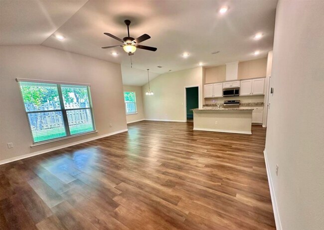 Building Photo - 7941 Huntington Creek Ln