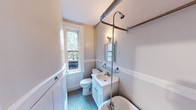 Building Photo - Wooster Square 1-Bedroom Apartment!