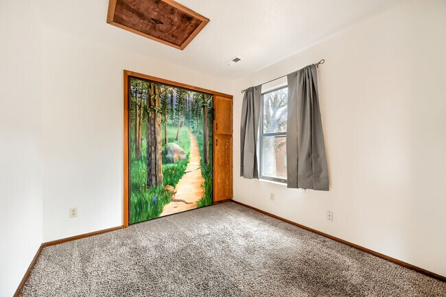 Building Photo - 2384 Stepping Stones Way