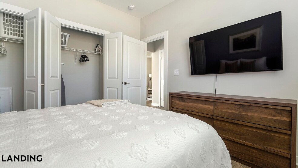 Building Photo - 1720 Rocky River Rd