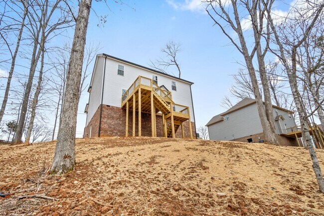 Building Photo - 2129 Powell Rd