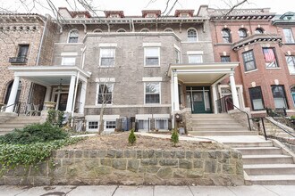 Building Photo - 1724 Lamont St NW