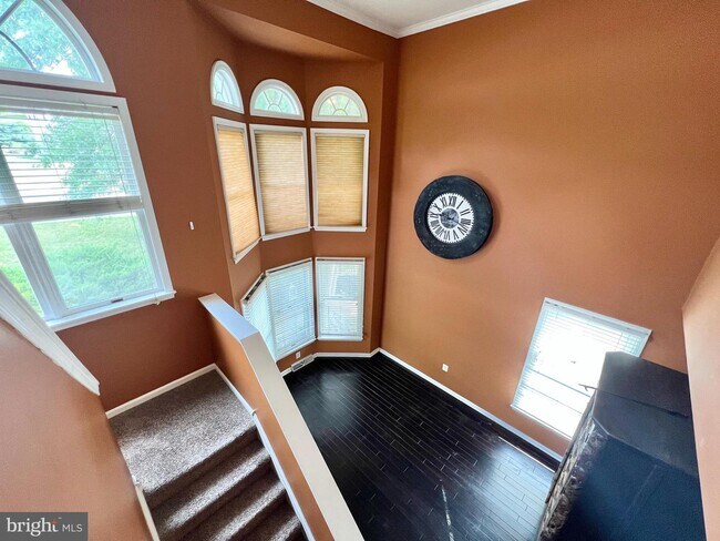 Building Photo - 8620 Trumbauer Dr