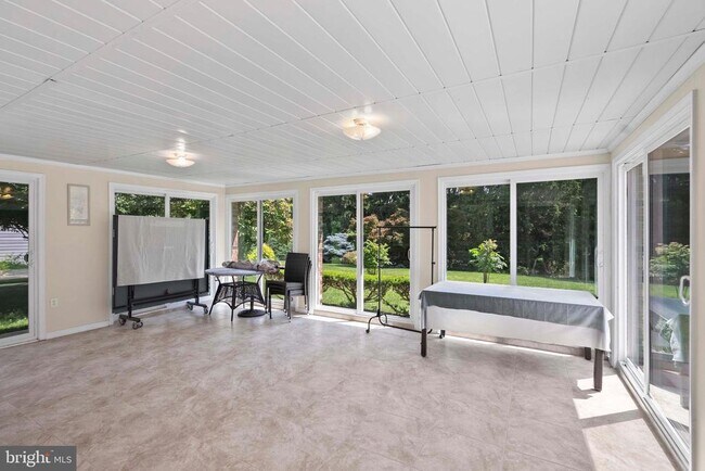 Building Photo - 4650 Palomino Ct