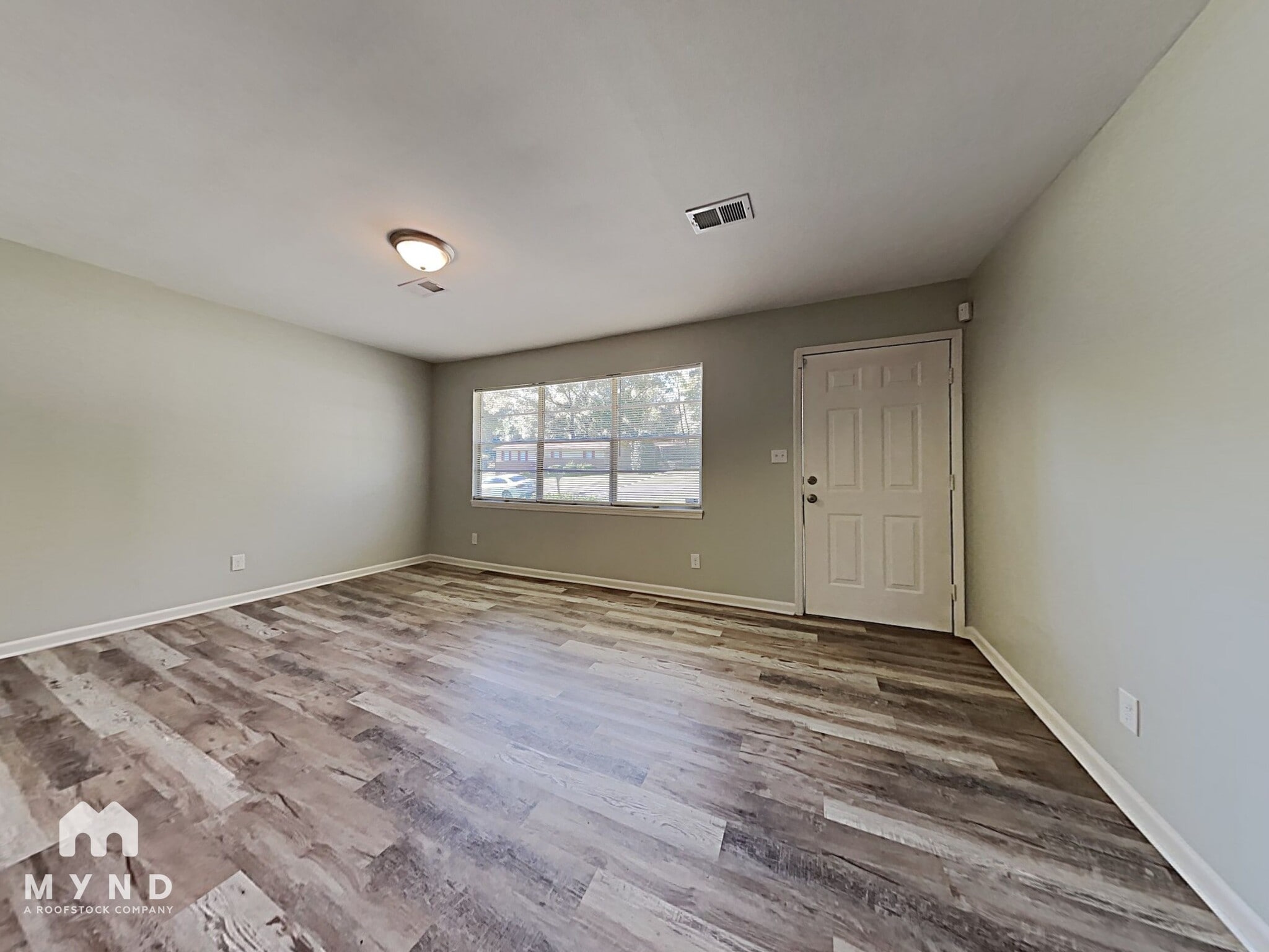 Building Photo - 921 27th Ave N