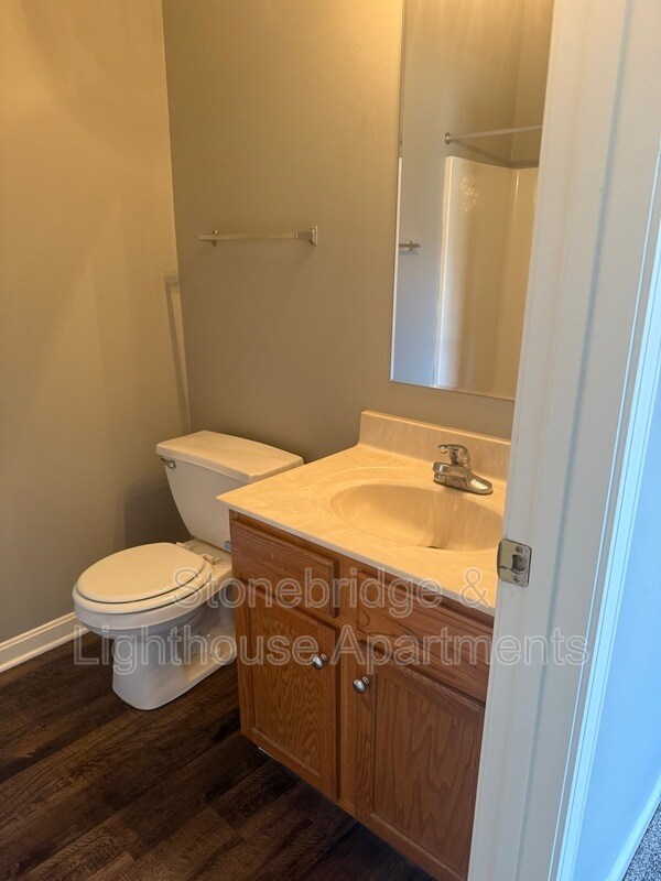 Building Photo - 3115 Lighthouse Dr