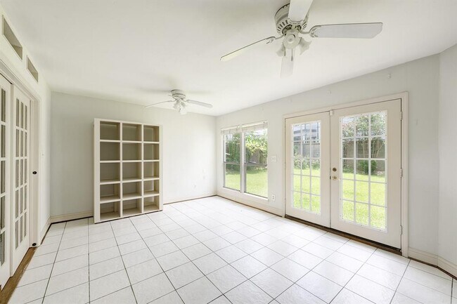 Building Photo - 4703 Braeburn Dr