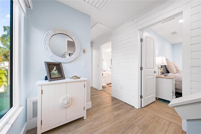 Building Photo - 2500 Monterey St