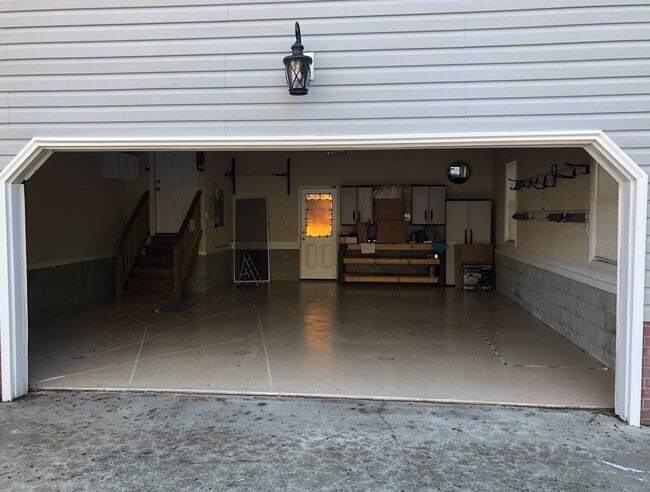 Building Photo - 1343 Chadwick Shores Dr