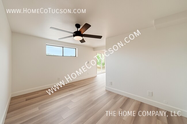 Building Photo - 5788 E Paseo Cimarron