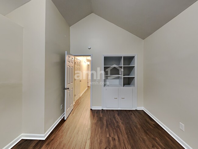 Building Photo - 904 Spring Harbor Ridge