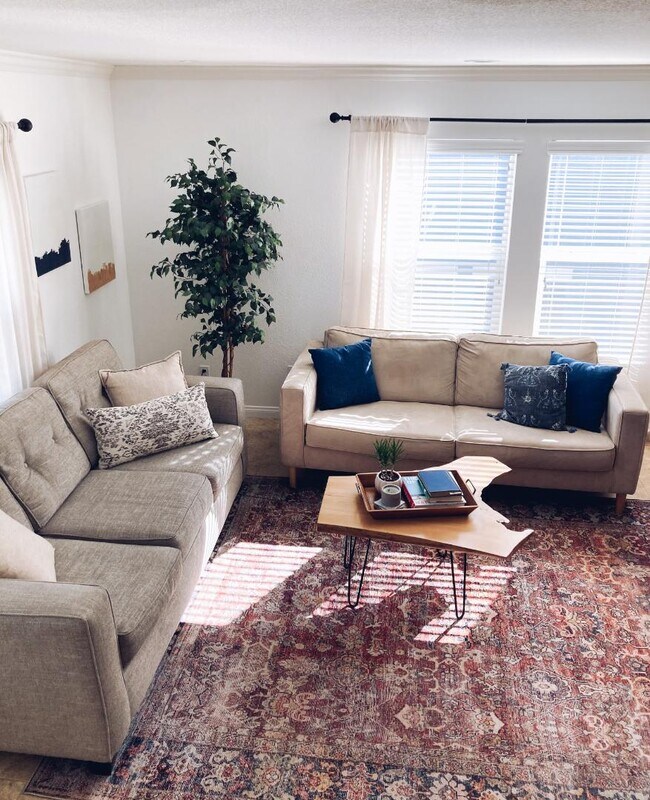 Building Photo - 3504 Shoreline Bluff Ln