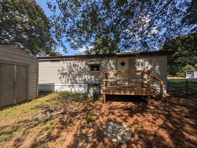 Building Photo - Home for rent $1100